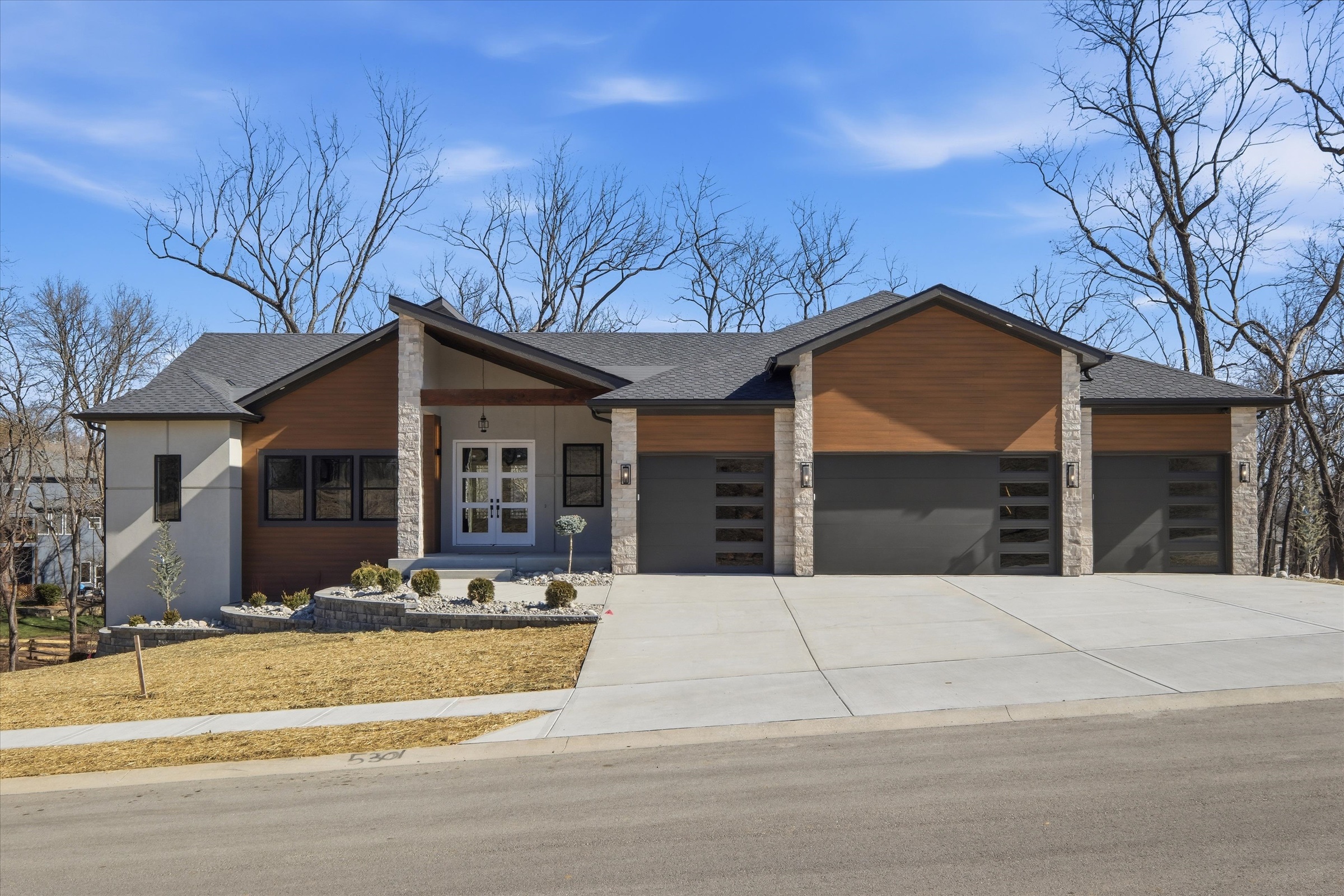 Maderos Estate at Connor Creek South — photo 1